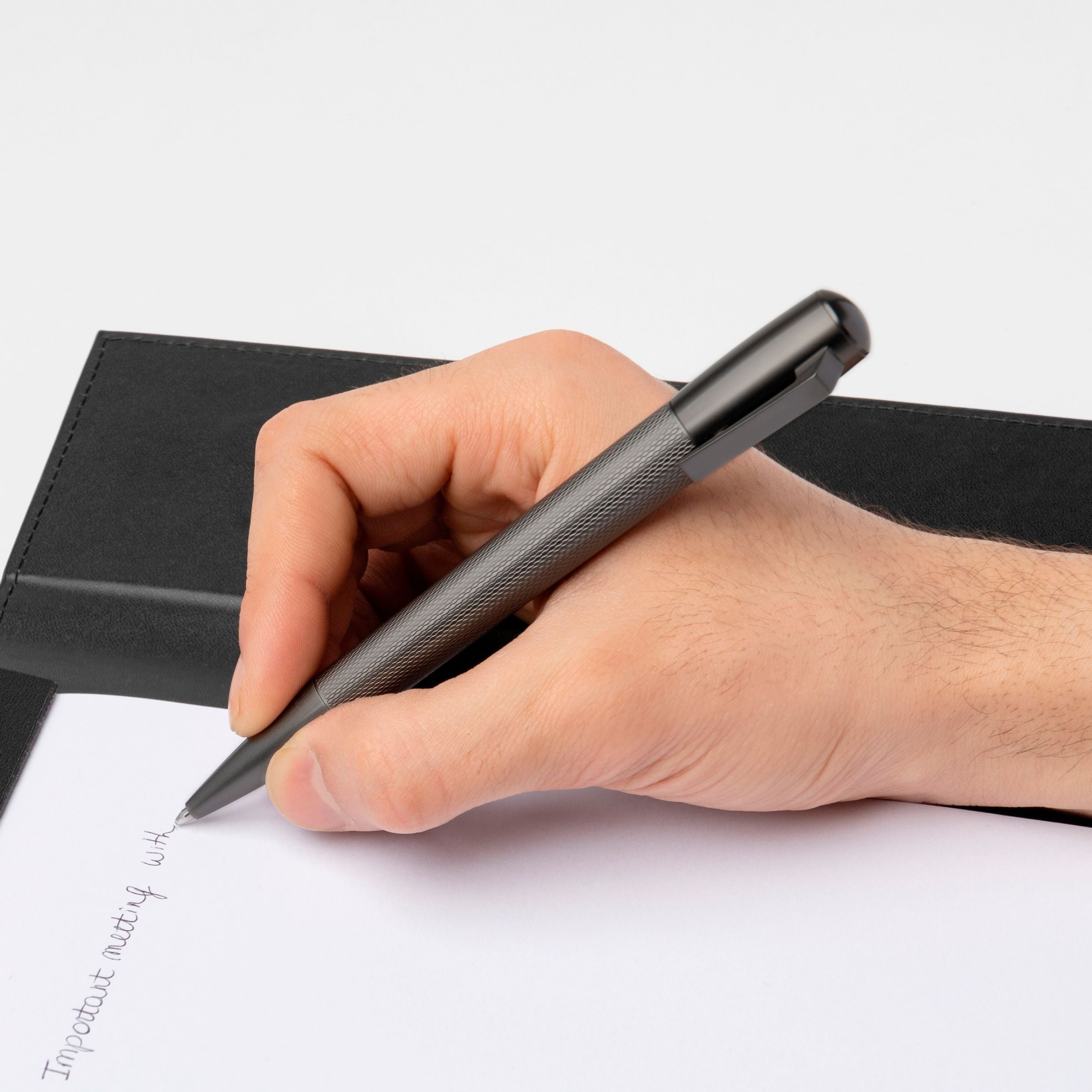 Waterman Hemisphere Matt Black / Chrome Plated Vulpennen | Pen Shop Nijmegen Waterman Hemisphere Matt Black / Chrome Plated Vulpennen | Pen Shop Nijmegen