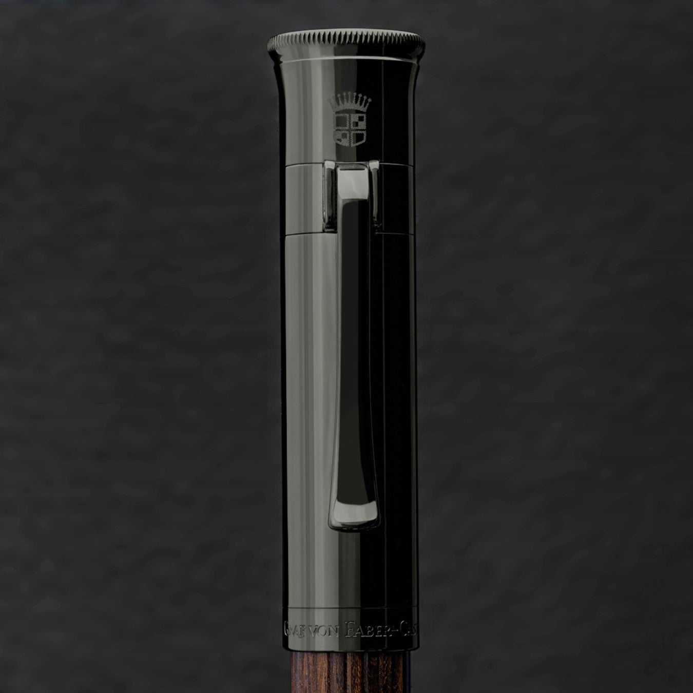 Graf Von FABER-CASTELL Classic Füllfederhalter – Macassar-Holz, Federbreite F, 18 Karat Goldfeder