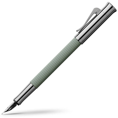 Graf von Faber-Castell Guilloche Sage Green Füllfederhalter, 18K Goldfeder