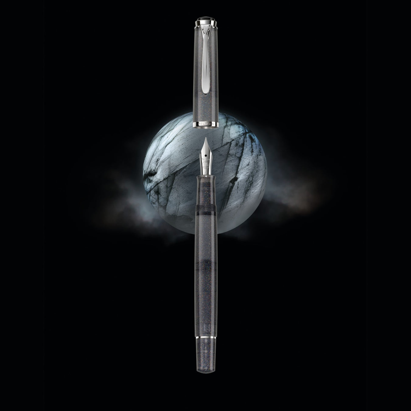 Pelikan M205 Stylo Plume Classic 205 Plume B Bleu Marbré - Élégance Allemande Pour Écriture Précise