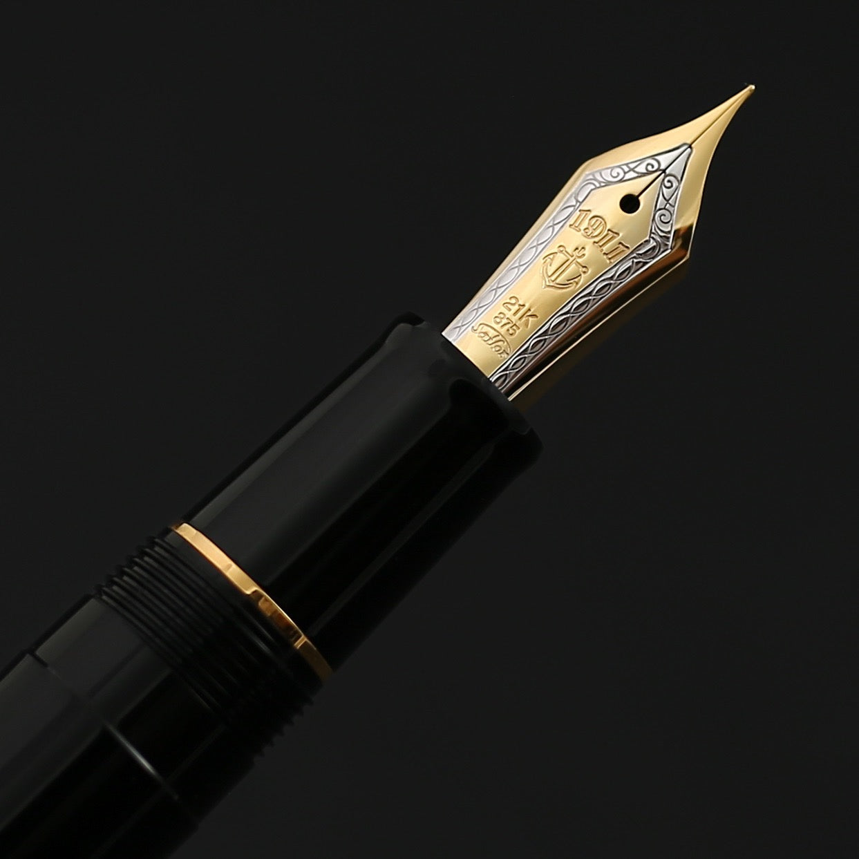 24k Gold Nib Fountain Pen Sailor Pro Gear Regular Black Gold